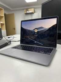 MacBook Pro 13 M2  8ГБ ОЗУ 2022 года СРОЧНО ТОРГ