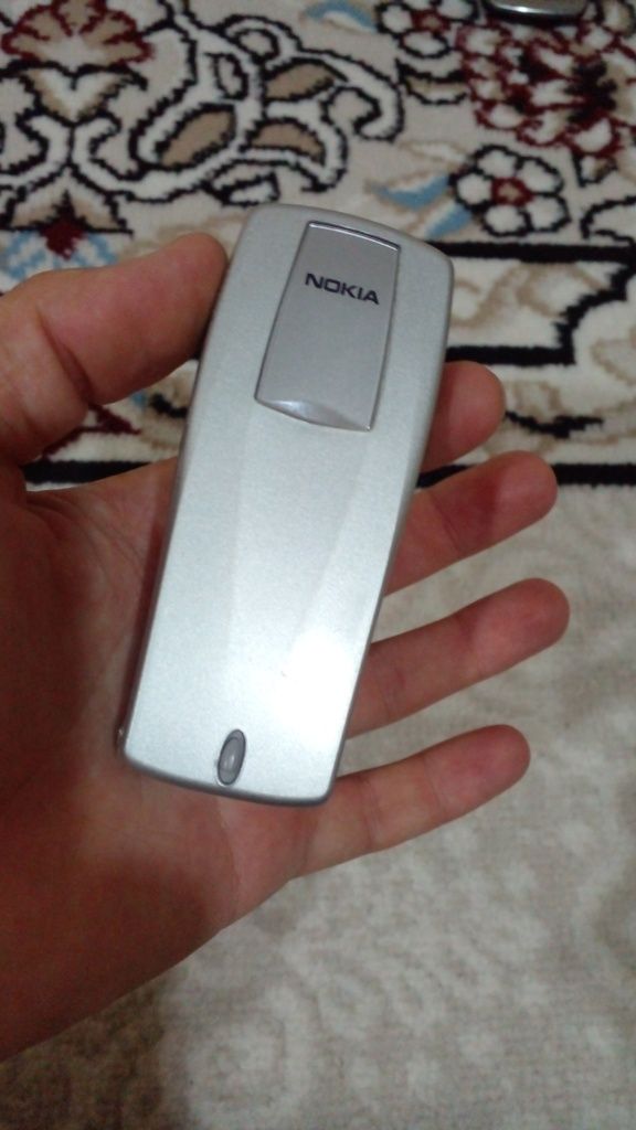 Nokia 6560 perfektum aparatmiz sotladi