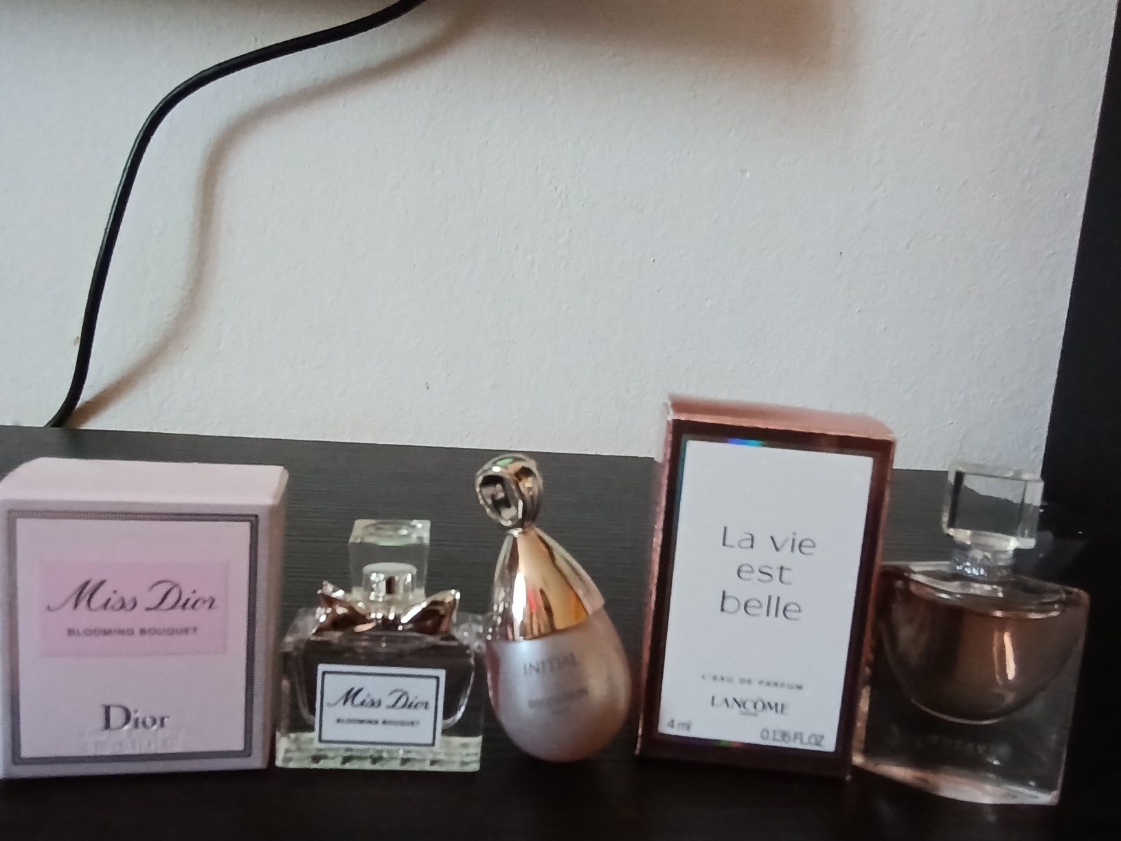 Miniaturi de parfum