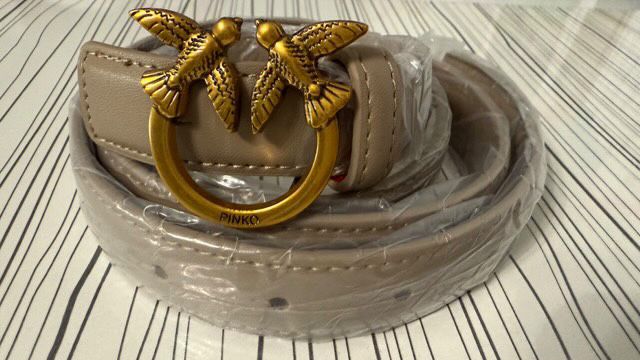 Дамски колани pinko