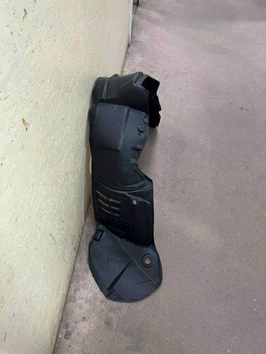 Подкрылок  Lexus RX300/RX330 / 1998- / Лексус РХ330/РХ300 /2007 гг