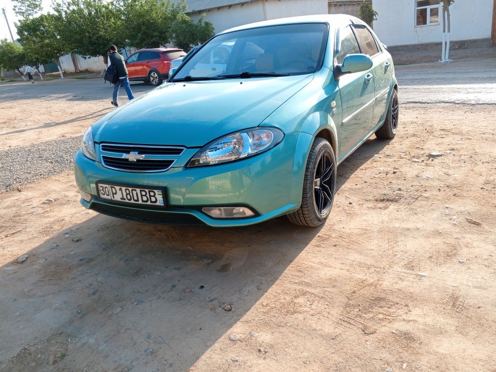 Lasetti xedjbek kareyski