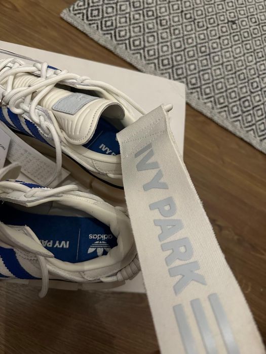 Adidasi originali Ivy Park noi