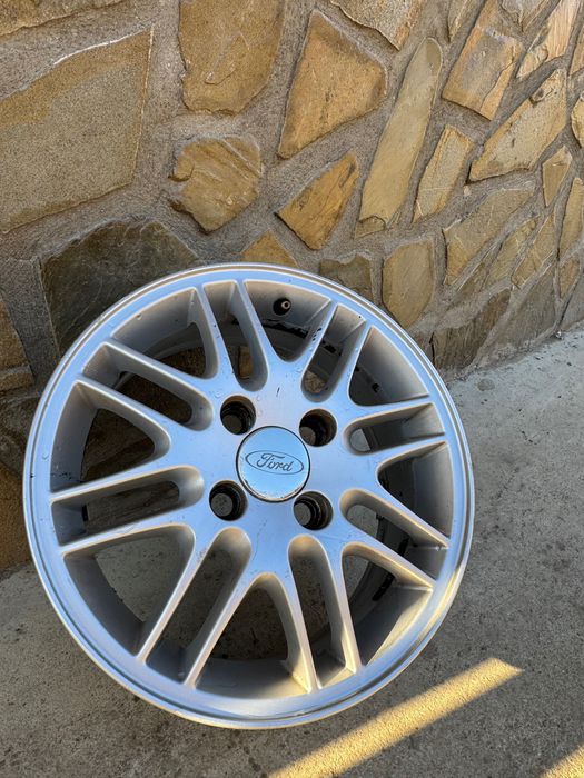 Vand jante aliaj R15 Ford