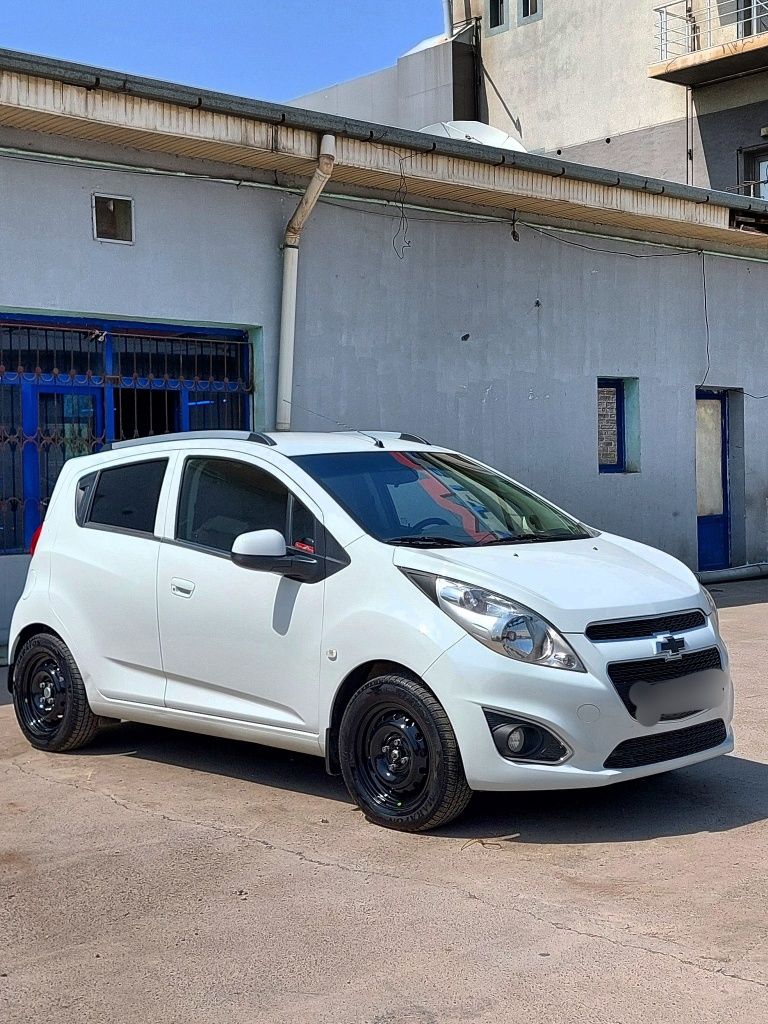 Spark chevrolet 2021