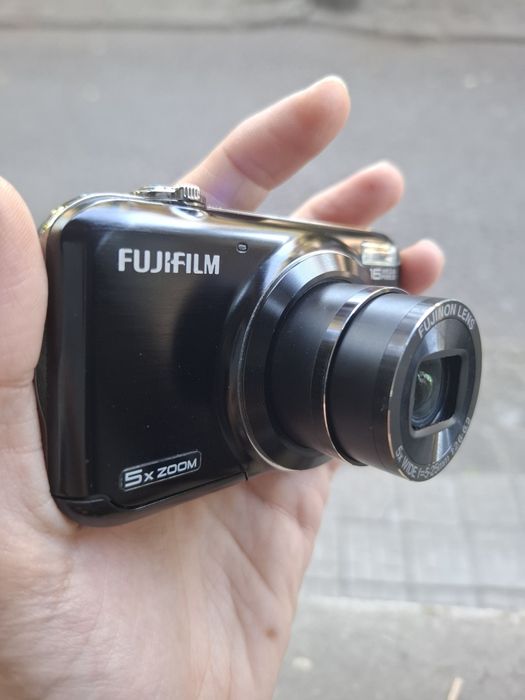 Компактен дигитален фотоапарат FUJIFILM FinePix JX350