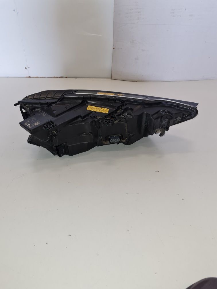 Far stânga Full Led Matrix Laser Audi A8 D5 / cod-4N0941085 / an-2018+