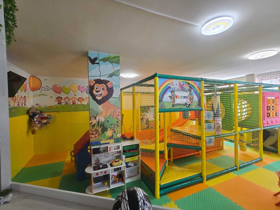 Продавам вътрешно  детско съоръжение   за  игра 5.00/3.60/2.30