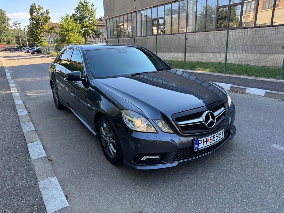 Mercedes-Benz E220 170cp