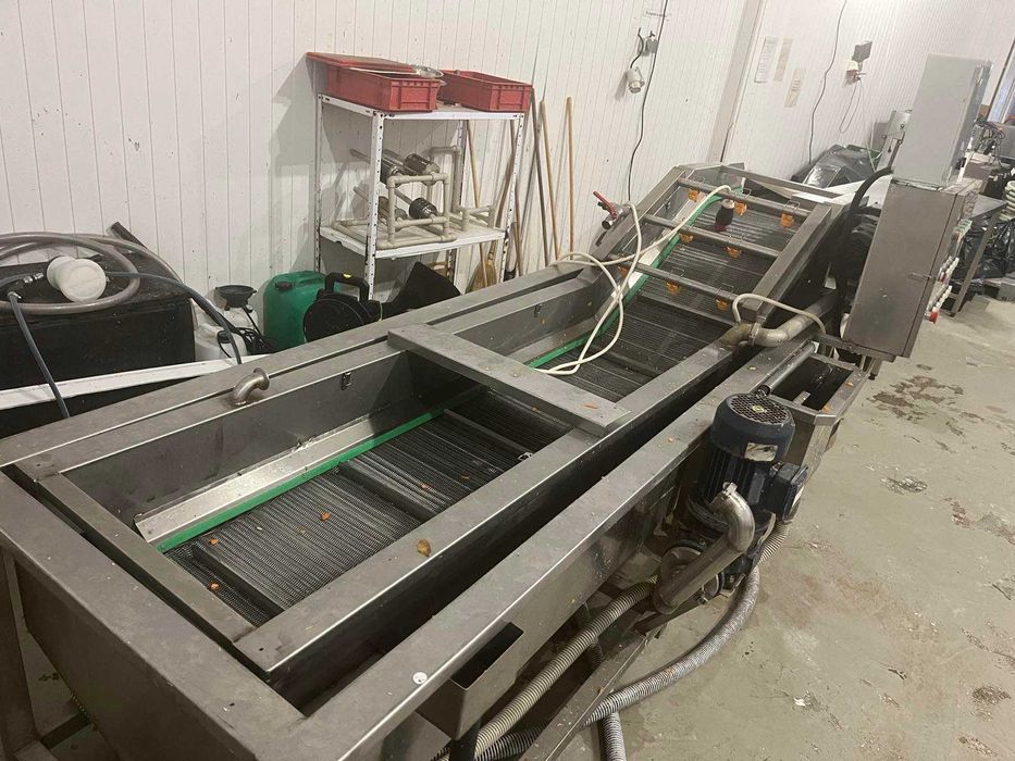 Linie pentru spălarea și uscarea legumelor