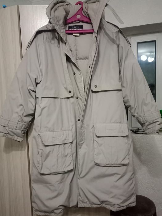 Продам зимние куртки