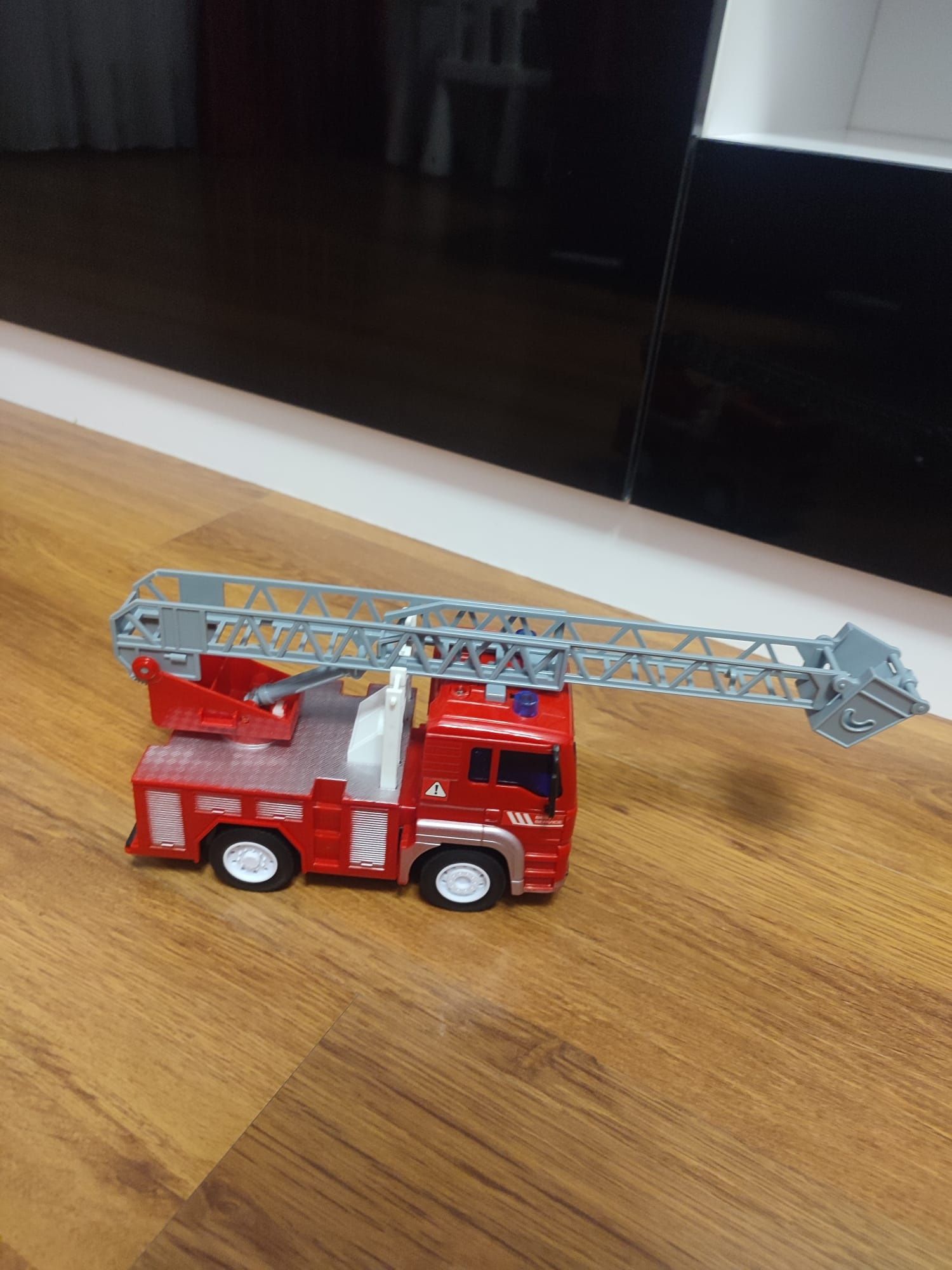 Masina de pompieri