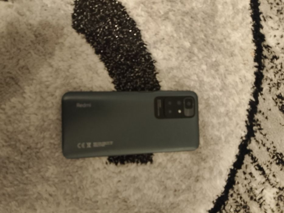 Vând diferite telefoane