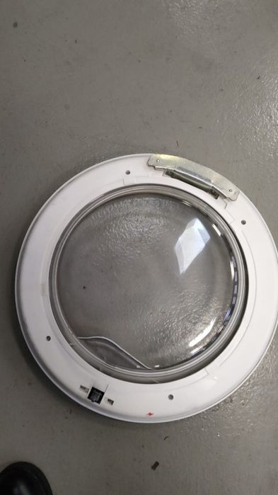 Дверца от стиральной машины Indezit