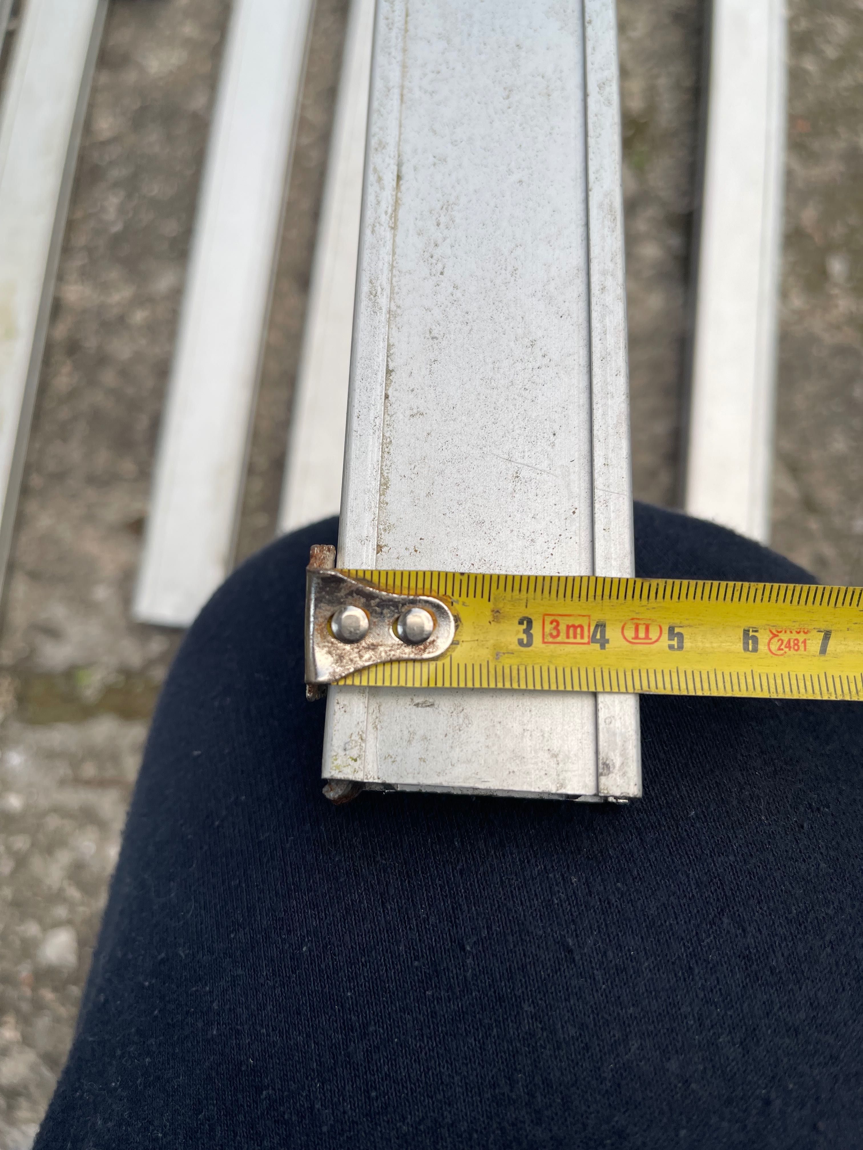 Profil Aluminium (Lätime 4,5 cm , grosime 2 cm v , Lungime 3 metrii ]