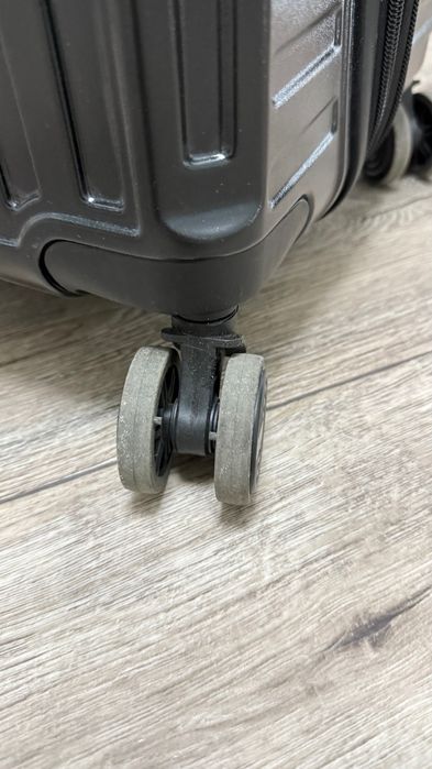 Чемодан размер L