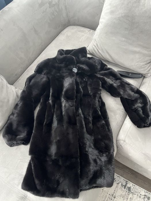 Шуба норковая продам