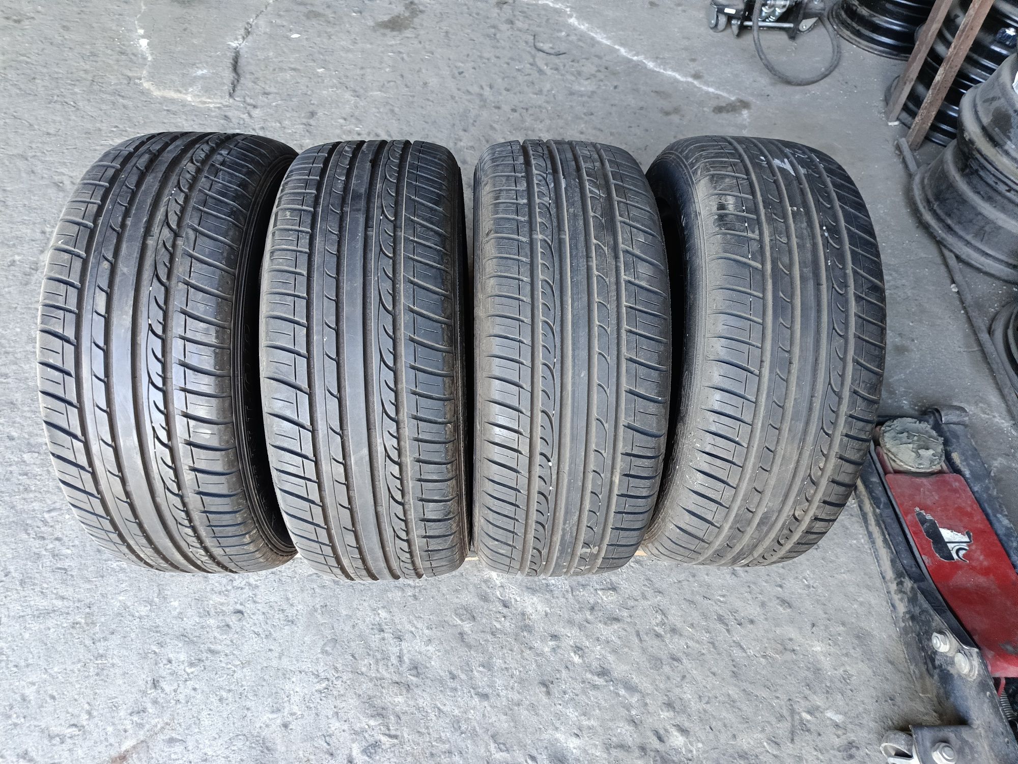 Летни гуми -15цола -205/55-1бр.-60лв."DUNLOP"