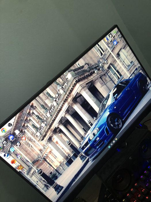 Vand pc gaming cu monitor inclus