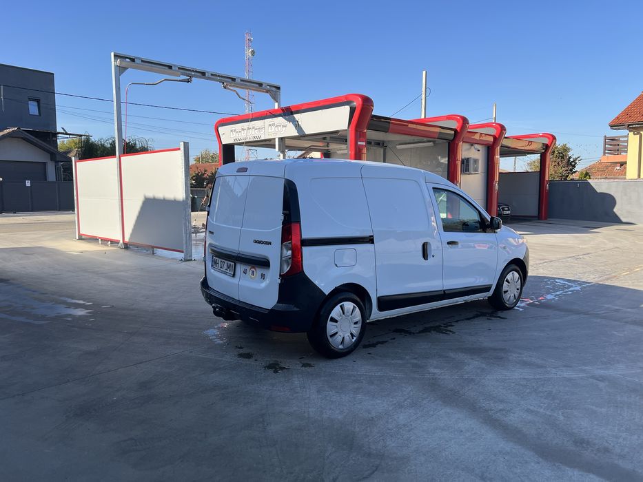Dacia dokker an 2014 motor 1,5 dci pret 3700 euro