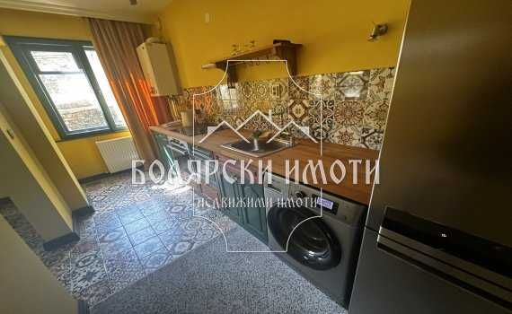 Продава се Четиристаен апартамент в Велико Търново, Център - 135 кв.м за 1415 €/кв.м - Снимка #3