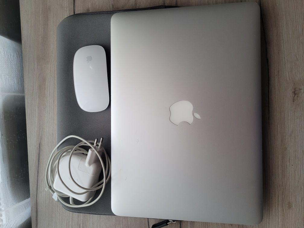 Vand Macbook Air Model A1466 13"