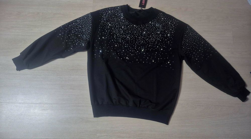 Bluza cu strasuri