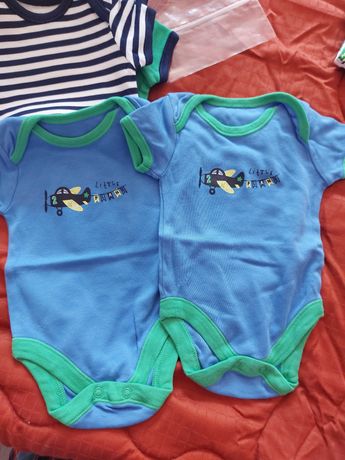 Бебешки дрехи(12бр.)за близнаци момченца