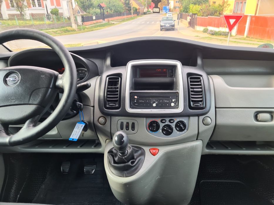 Opel Vivaro 2012 8 locuri 2.0 Diesel