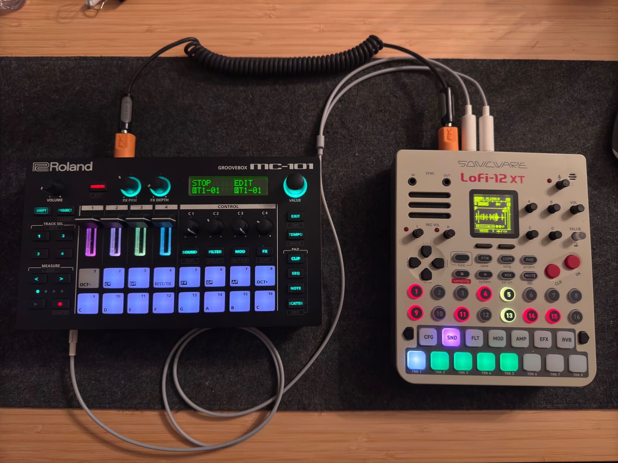 Sonicware Lofi 12 XT Retro edition