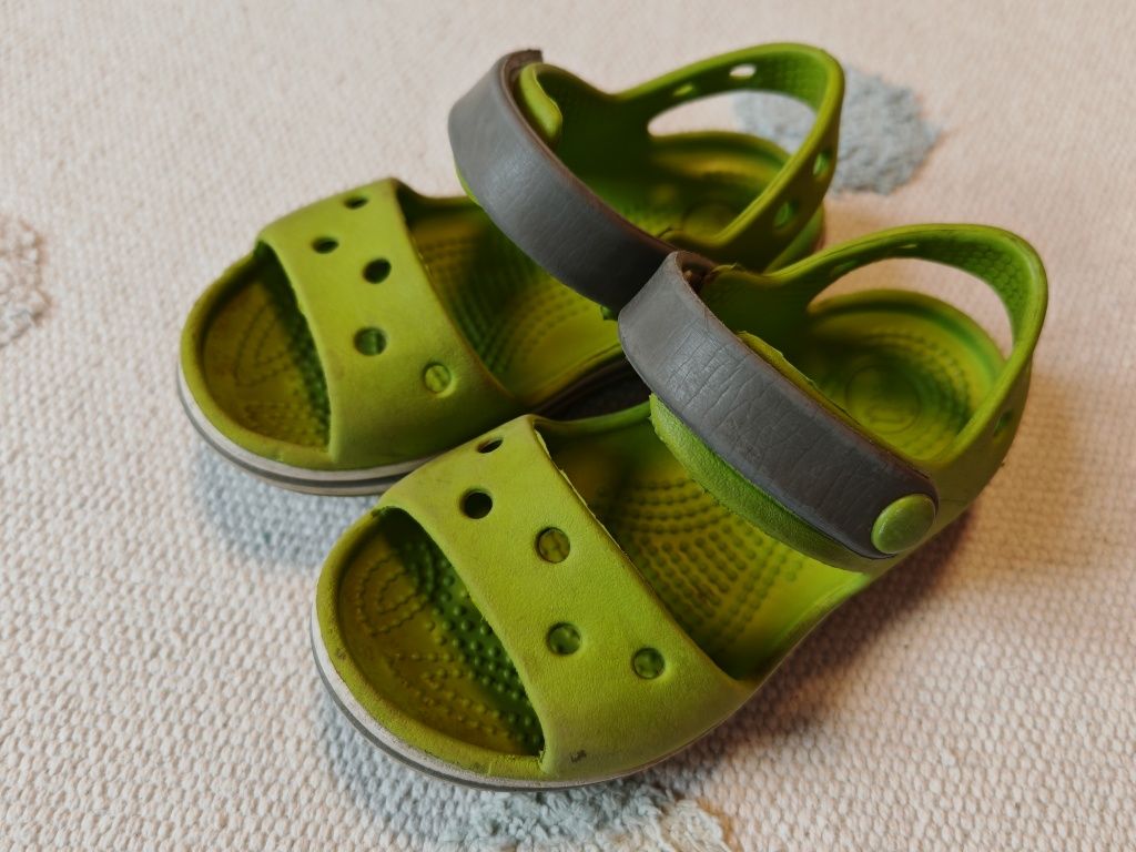 Crocs сандали C8