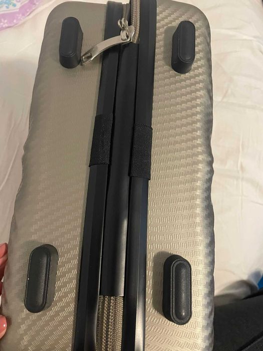 valiza cosmetice de calatorie