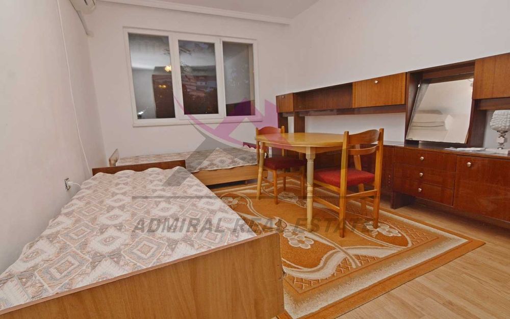 Дава се под наем Двустаен апартамент в Варна, Център - 60 кв.м за 433.5 € - Снимка #2