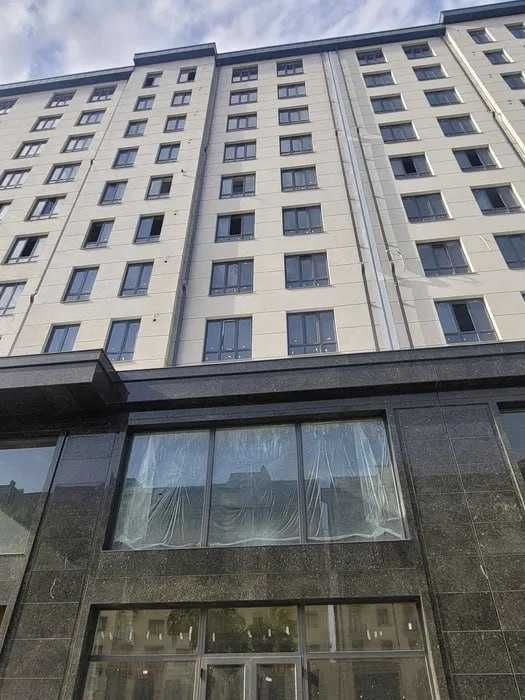 :Квартира в новостройке Лабзак 3/3/9 130м2 коробка ТЦ Ривера