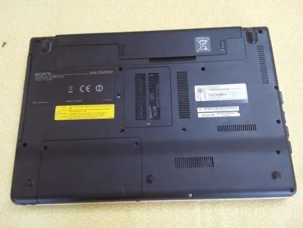 Dezmembrez Sony Vaio Pcg-61611M  61511m VPCEE4E1E - PretMic