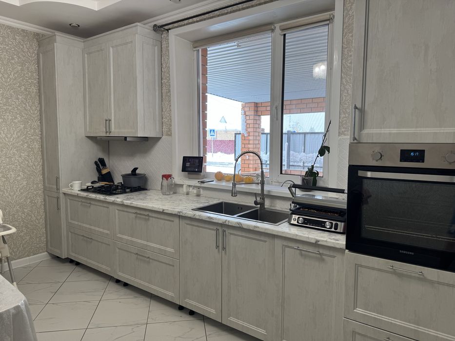 Продам кухонный гарнитур