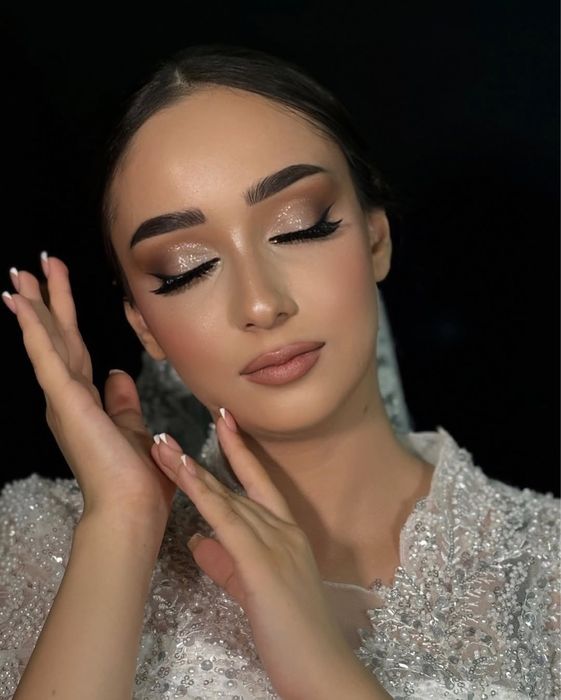 Наращивание ресниц И лами