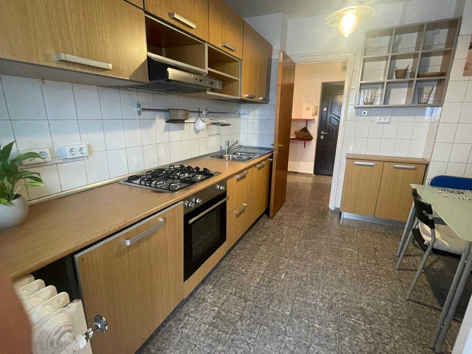 Proprietar 2 camere Mega Mall, 65mp, bucatarie mare