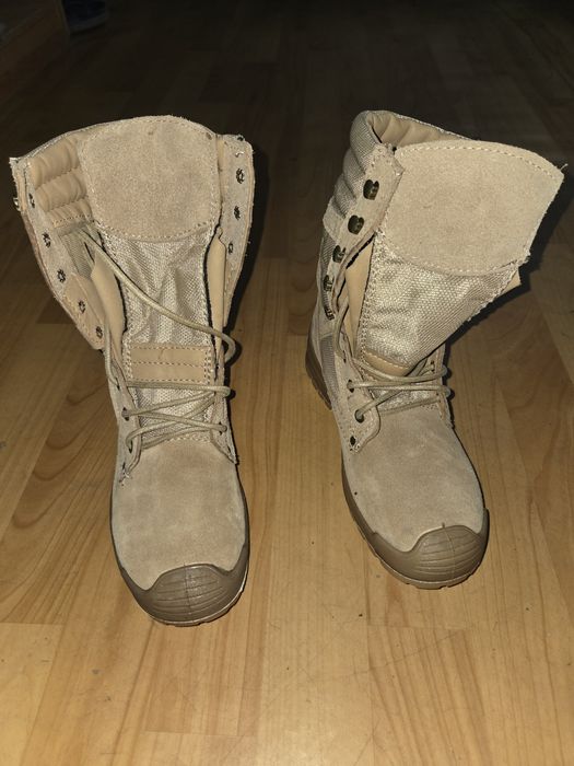 Продам берцы 40 размер