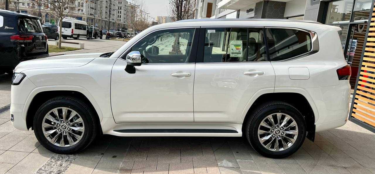 Toyota Land Cruiser 300 Premium 4.0L 2023