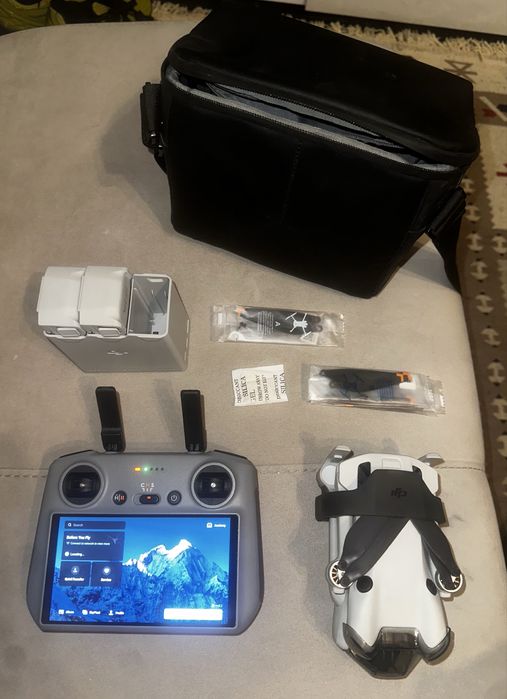 Dji mini 4 pro + fly more combo
