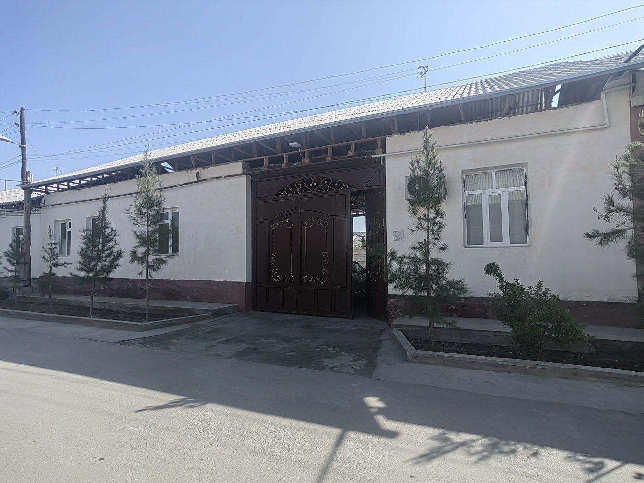 Уй  сотилади хамма дакумент болади