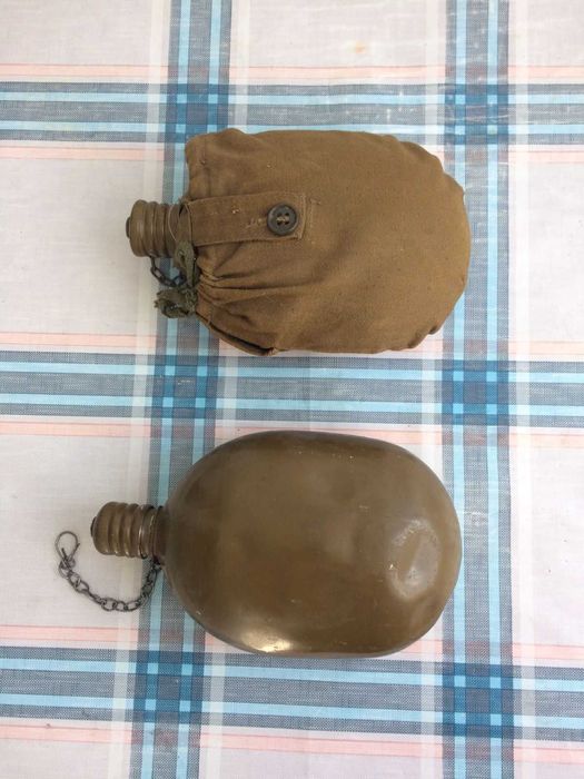 Фляжка армейская