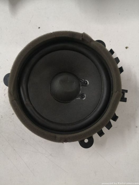 Boxa auto VOLVO V40 Hatchback (525, 526) [ 2012 - > ] OEM 30657445