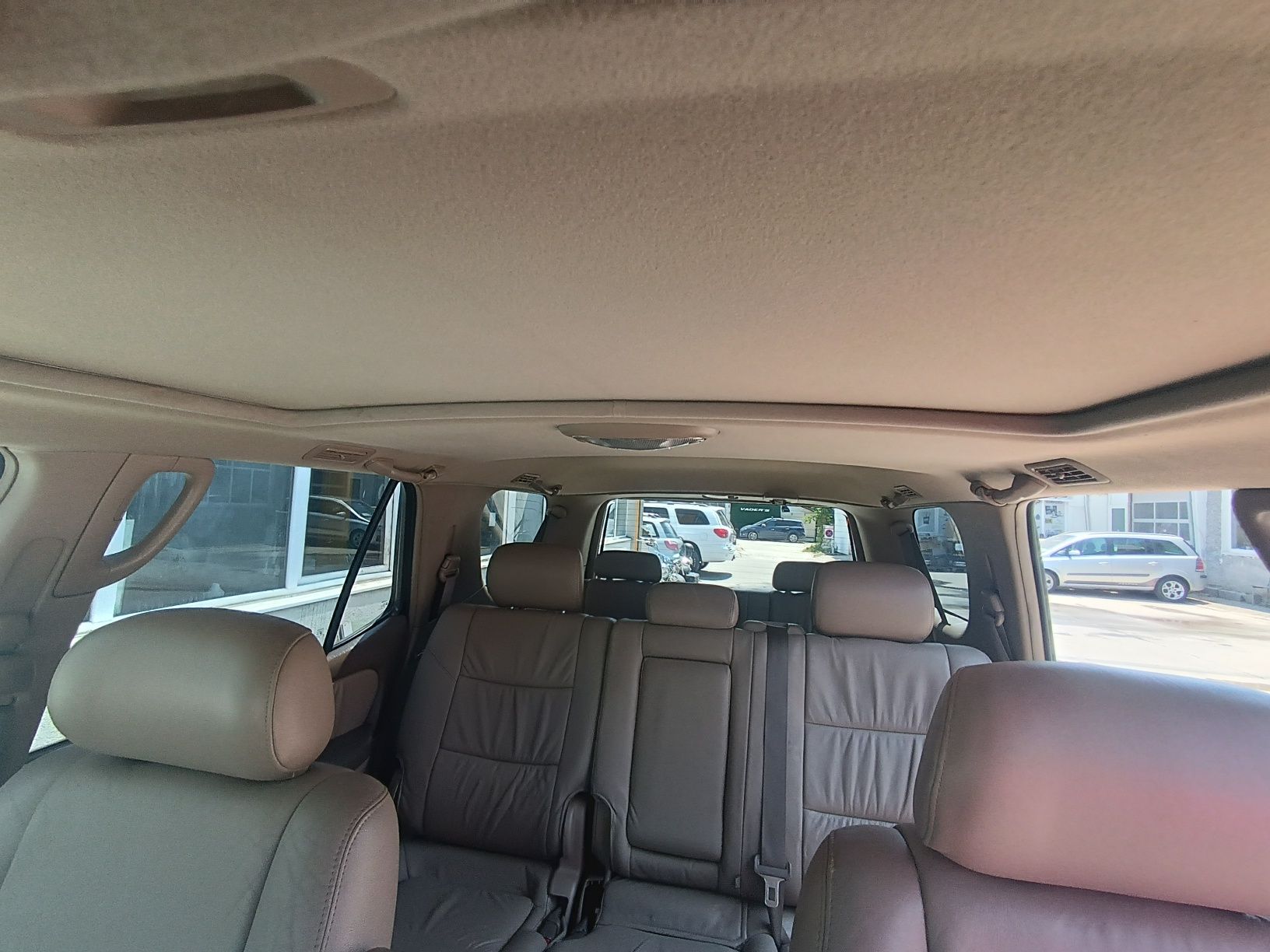 Toyota Sequoia 4.7 V8