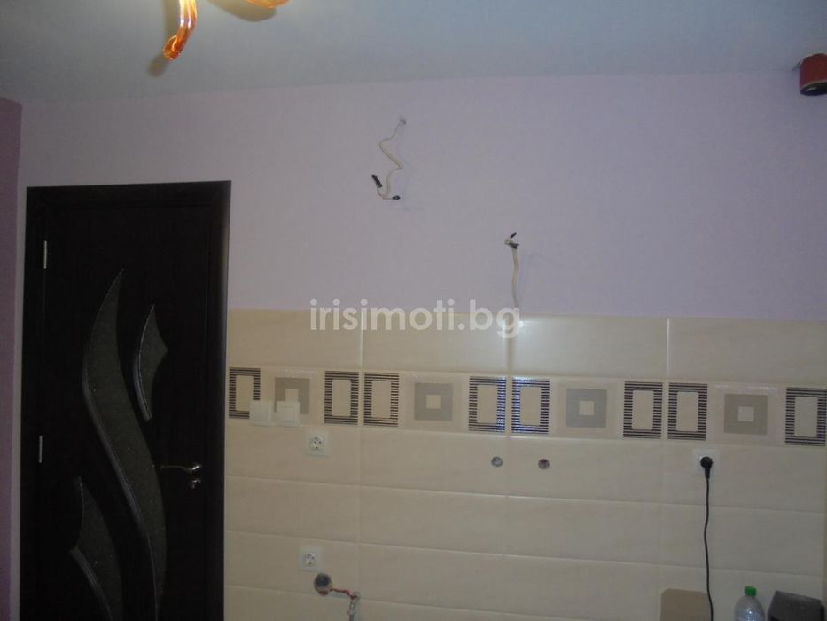 Продава се Къща в София, Княжево - 400 кв.м за 1238 €/кв.м - Снимка #8