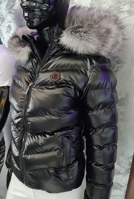 Дамско зимно яке Moncler