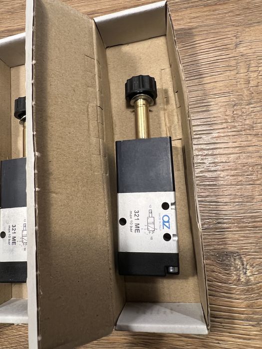 Ventil Electromagnetic/modul analogic EATON XIOC-4AI-2AO-U1-11.