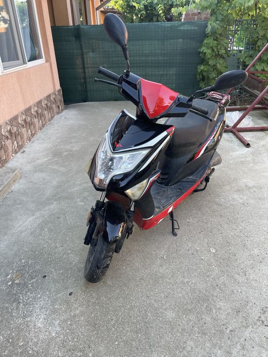 Vand scuter lexmoto