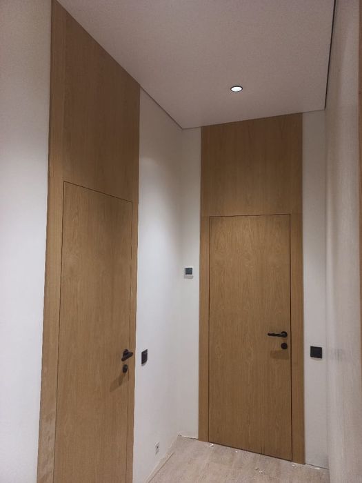 Установка межкомнатных дверей